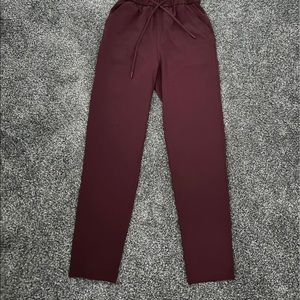 Never worn Lululemon Joggers, burgundy red!